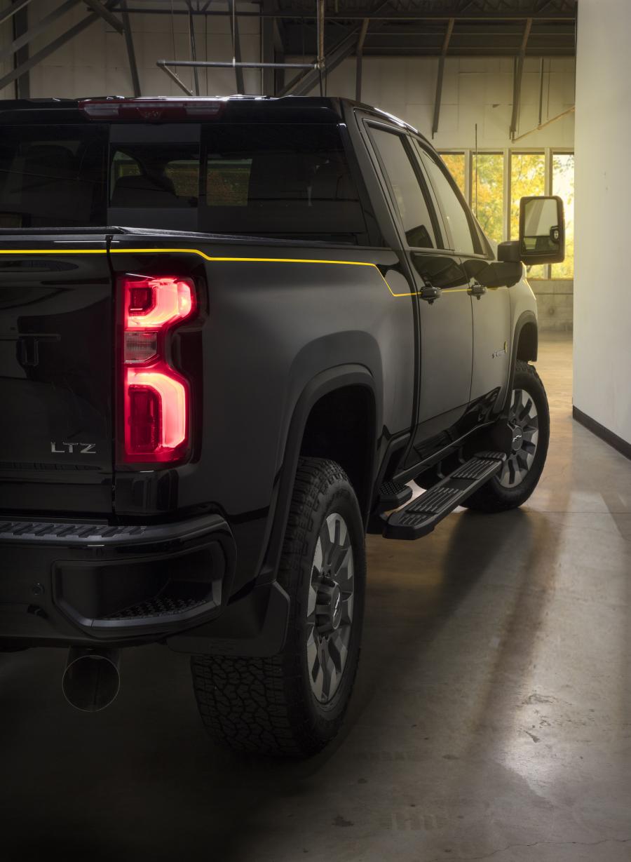 Детали экстерьера Chevrolet Silverado 2500 HD Carhartt Special Edition 2020 года  (фото 6 из 10)